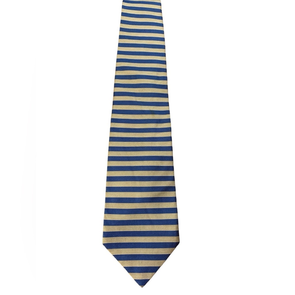 Brooks Brothers 100% silk tie. Palest Ivory & blue horizontal stripes. EUC